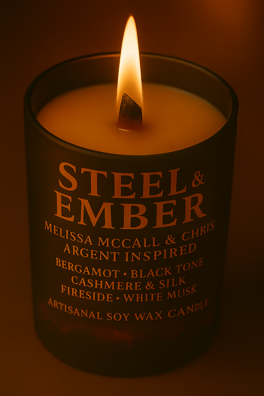 Bougie "Steel and Ember" Melissa McCall et Chris Argent - Précommande Convention